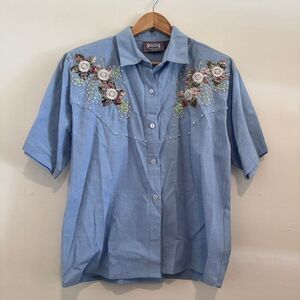 Vintage Western Beaded Short Sleeve Blue Button Down Size Small